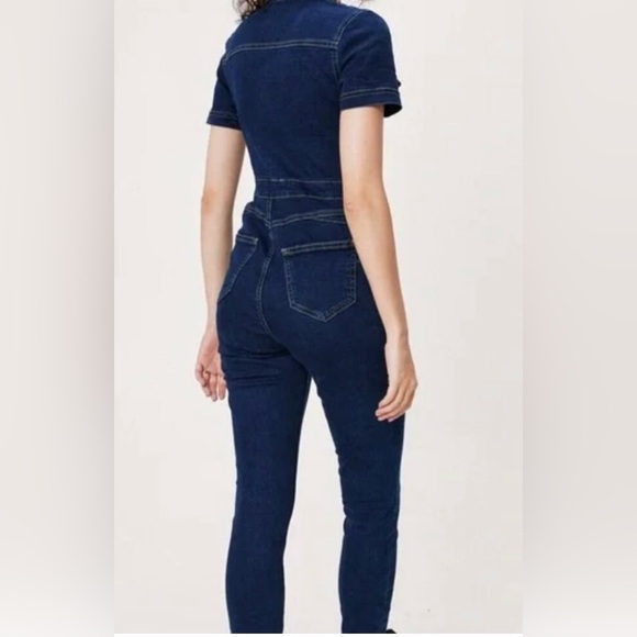 NWOT-Nasty Gal Dark Blue Denim Jumpsuit with stretch - Picture 3 of 4